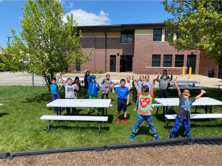 3️⃣ graders celebrating the end of IAR testing with pjs and popsicles! 🌞